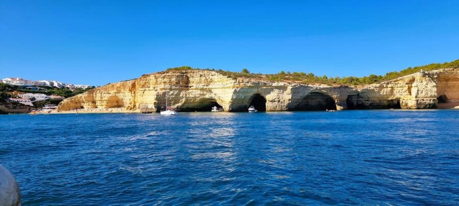 Benagil Caves & Coast 3h Alegria. Top Family and Senior Tour