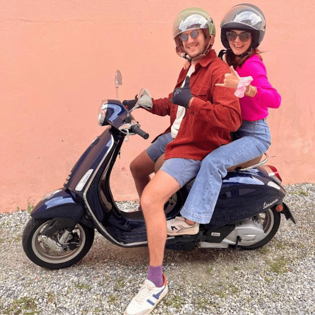Biarritz: Vespa Scooter Rental for the Day