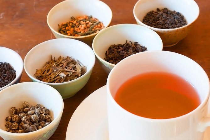 Ceylon Tea Tasting From Kandy - Good To Know