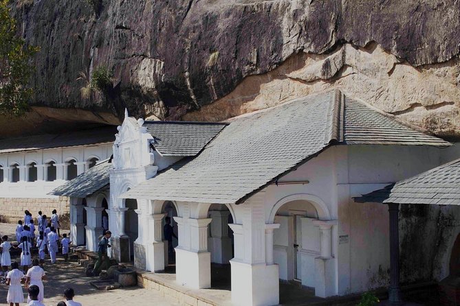Day Tour to Sigiriya Rock Fortress and Dambulla Cave From Negombo - Good To Know