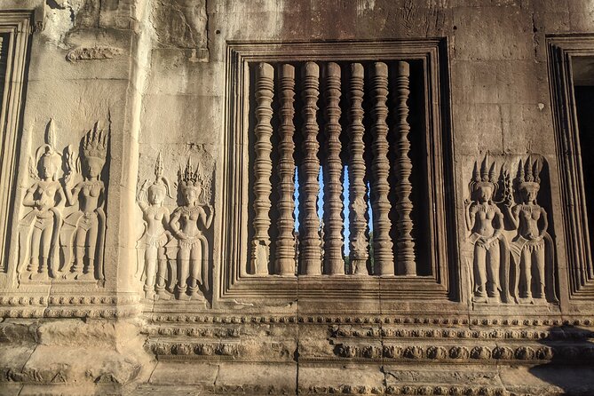 Discover Angkor Small Tour With Sunset - Good To Know