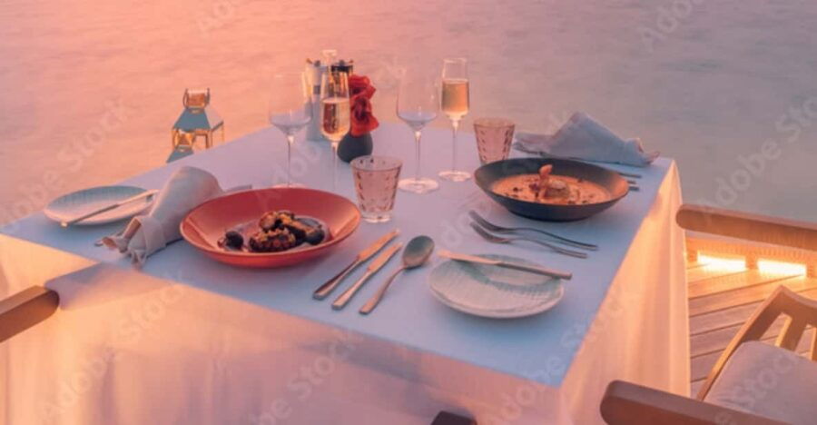 Enjoy a Enchanting Sunset Dinner by the Seaside. - Experience Overview