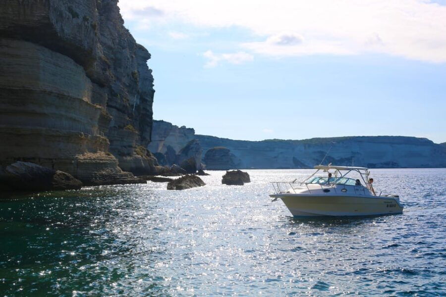 From Bonifacio : Discover the Lavezzi Islands - Overview of the Lavezzi Islands