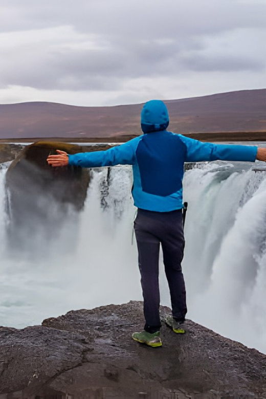 From Keflavik Airport: Private Golden Circle Tour in Iceland