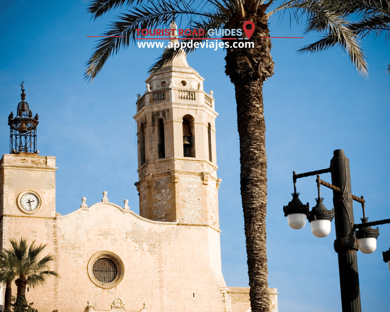 From Salou: Poblet Monastery & Sitges Tour With Wine Tasting - Tour Overview