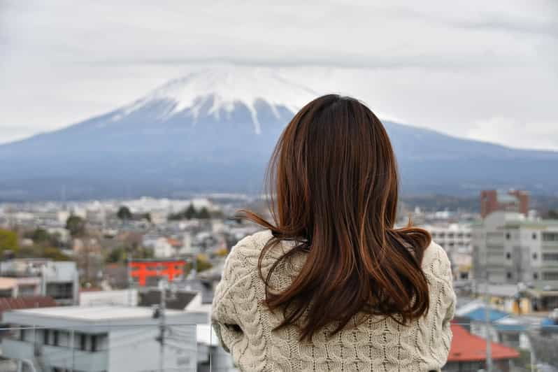 From Tokyo: Mount Fuji+Gotemba Outlet Day Tour 10H