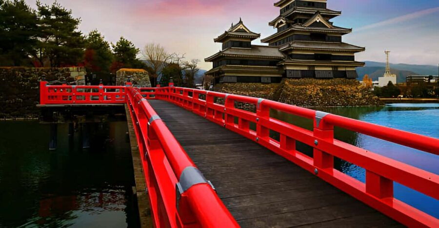 From Tokyo/Nagano: Matsumoto, Kamikochi Alpine Private Tour