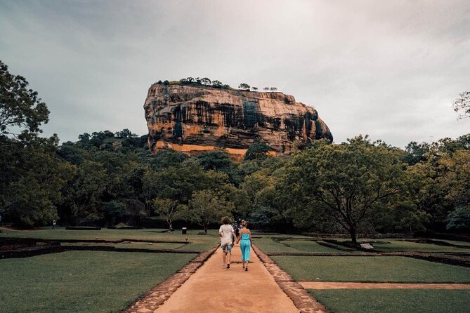Full Day Tour to Dambulla, Sigiriya, Elephant Safari From Colombo - Good To Know