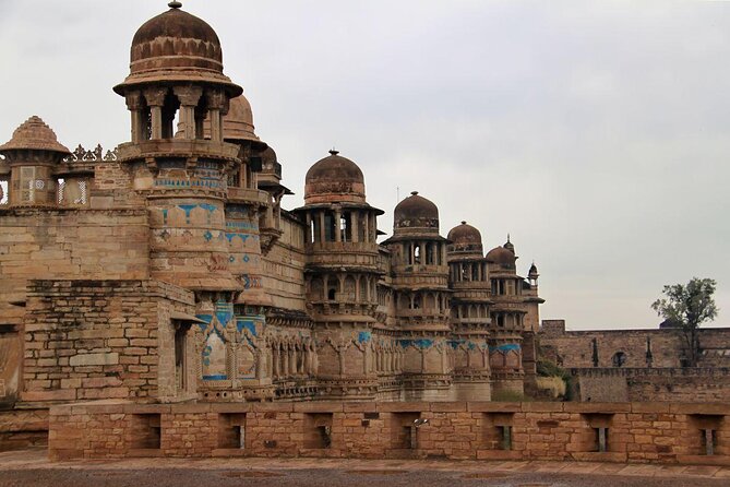 Gwalior City Tour With Gwalior Fort, Jai Vilas Palace & Holy Temples - Good To Know