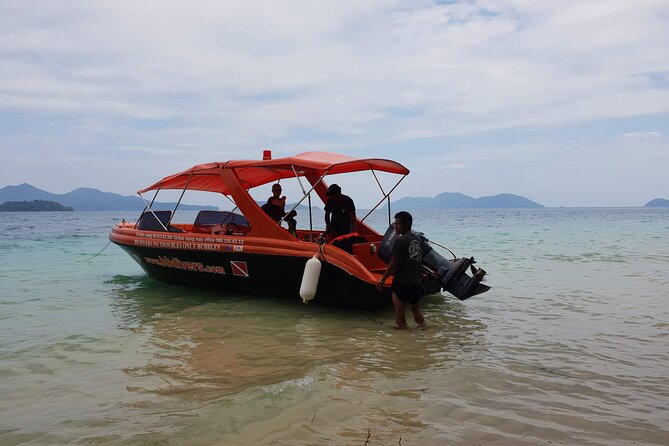 Half-Day Private Snorkeling Adventure on a Speedboat