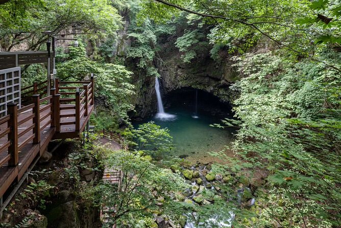 Herb Island & Sanjung Lake & Bidulginang Water Falls & Strawberry - Exploring Sanjung Lake