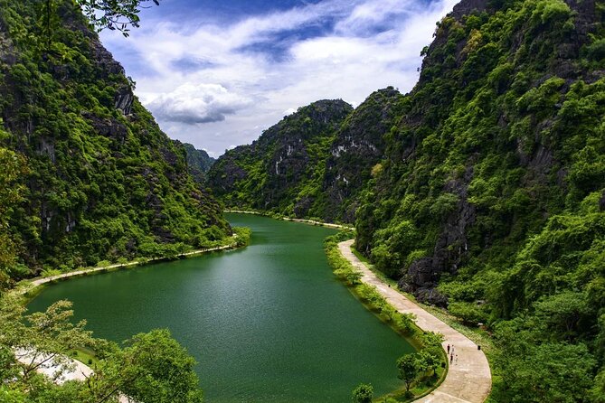 Hoa Lu, Trang an and Hang Mua Cave Day Tour From Hanoi - Inclusions and Exclusions