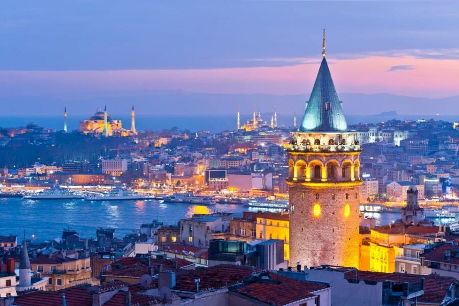 Istanbul: Guide, Private Car, and Bosphorus Sunset Dinner