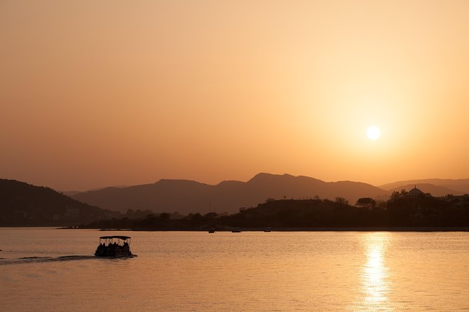Jodhpur Forts and Udaipur Lakes Tour - Itinerary Overview