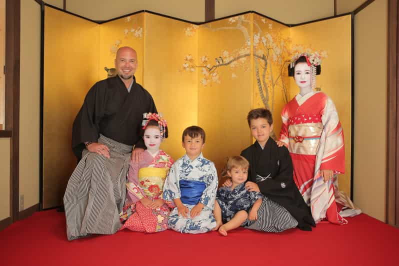 Kyoto Kiyomizu Temple : Maiko and Samurai Family Photoshoot - Good To Know