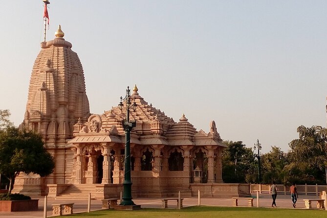 Late Evening Heritage Tour of Ahmedabad With Dinner & Overnight Stay - Good To Know