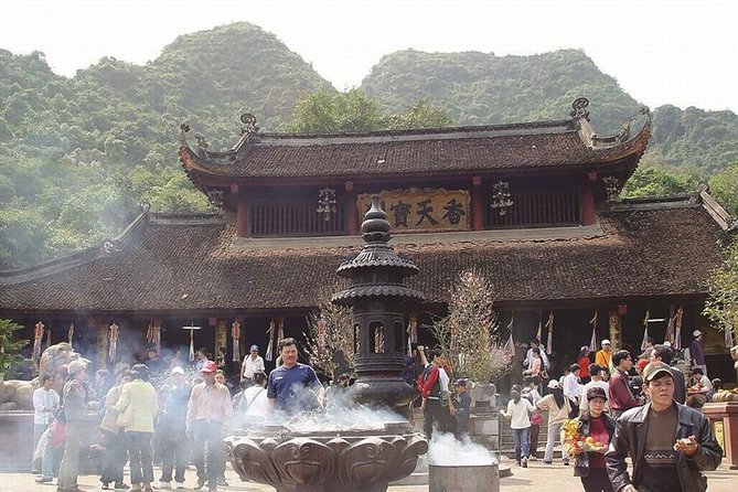 Perfume Pagoda One Day Tour With Lunch From Hanoi - Good To Know