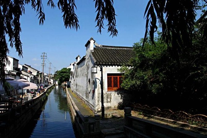 Private Day Tour: Gardens and Old Street in Suzhou With Hotel or Railway Station Transfer - Itinerary