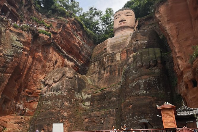 Private Day Tour to Leshan Giant Buddha With Lunch From Chengdu - Itinerary Highlights