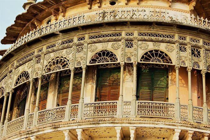Private Half Day Ramnagar Fort Tour From Varanasi - Good To Know