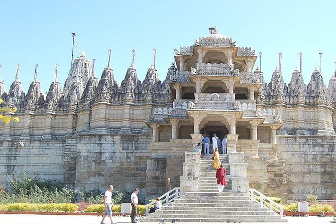 Private Tour: Ranakpur and Kumbhalgarh Fort Day Tour From Udaipur - Good To Know