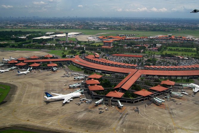 Private Transfer Between Jakarta and Bandung - Good To Know