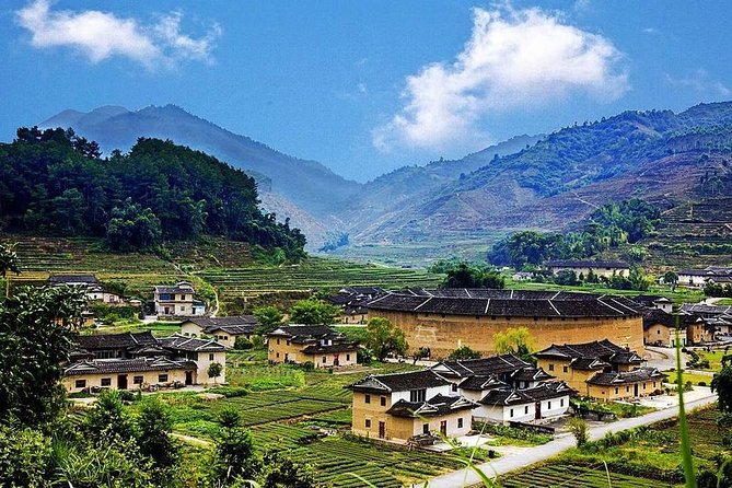 Private Transfer Between Xiamen City and Hua'An Earth Building - Good To Know