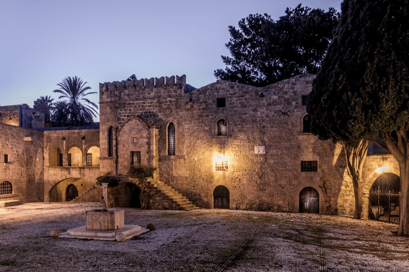 Rhodes: First Discovery Walk and Reading Walking Tour - Tour Overview