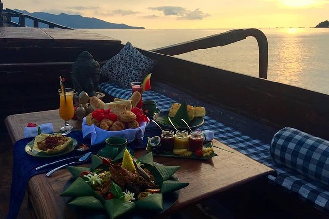 Romantic Sunrise Breakfast Experience at Lombok - Good To Know