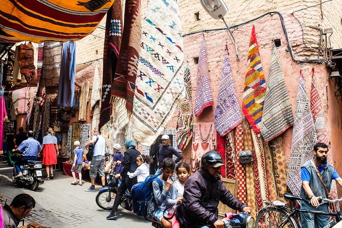 Shopping Culture Experience Tour in Mumbai - Good To Know