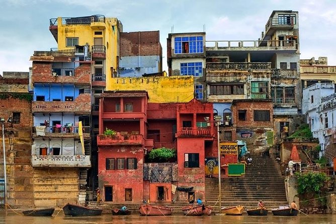 Slum Dog Millionaire -sites And Sets Of The Story Hosted By Actress Terry Moore - Good To Know