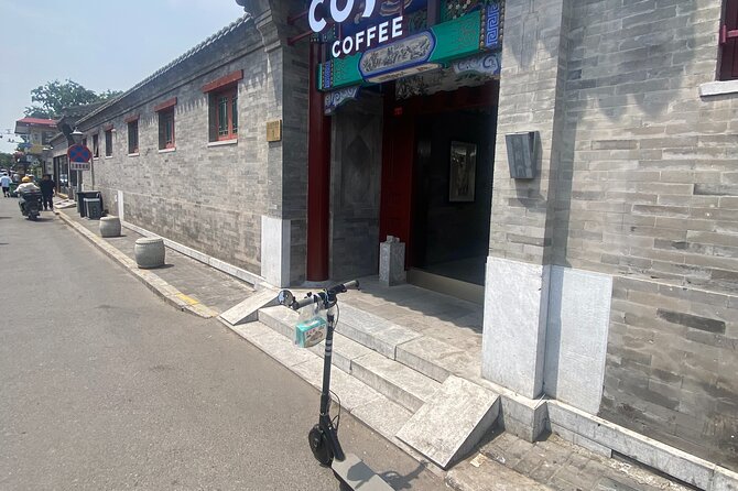 Take Scooter Slid Into Old Temples and Lanes, Taste Street Foods - Good To Know