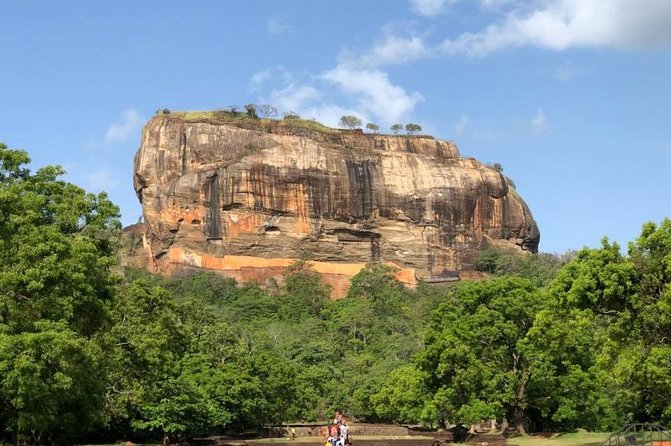 Two Day Tour to SIGIRIYA and Minneriya Safari From GALLE