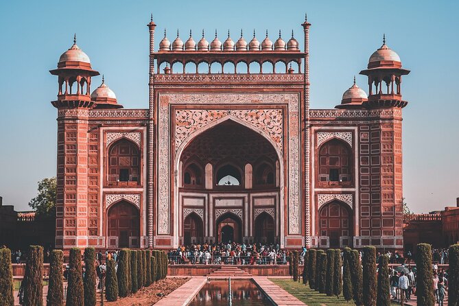 Visit Agra in Private Car With Guide Service - Good To Know