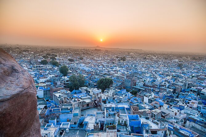 Visit Jodhpur in Private Car With Guide Service - Good To Know