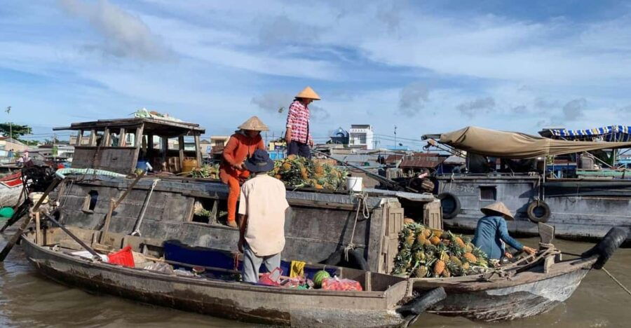 1-Day Cai Rang Floating Market-Biking & Cu Chi Tunnel Trip