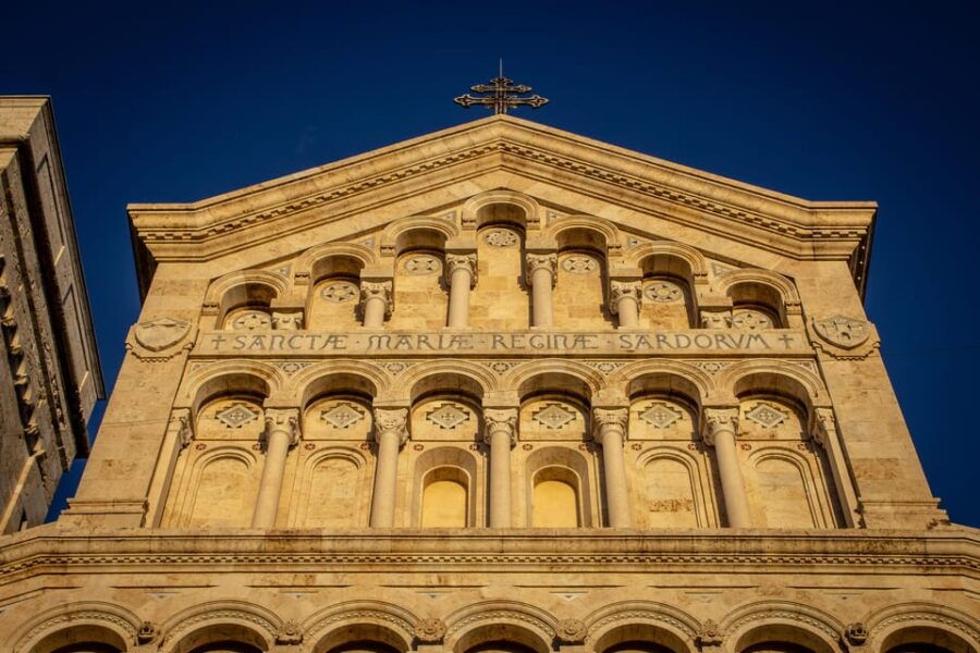 2 Hours Cagliari Walking Tour - Tour Overview