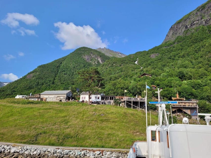 Ålesund-Trandal Fjord Tour With a 2-Hour Stop at Trandal