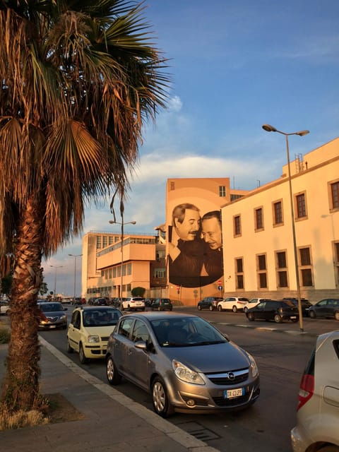 Anti-Mafia Heroes Evening Walking Tour - Tour Overview