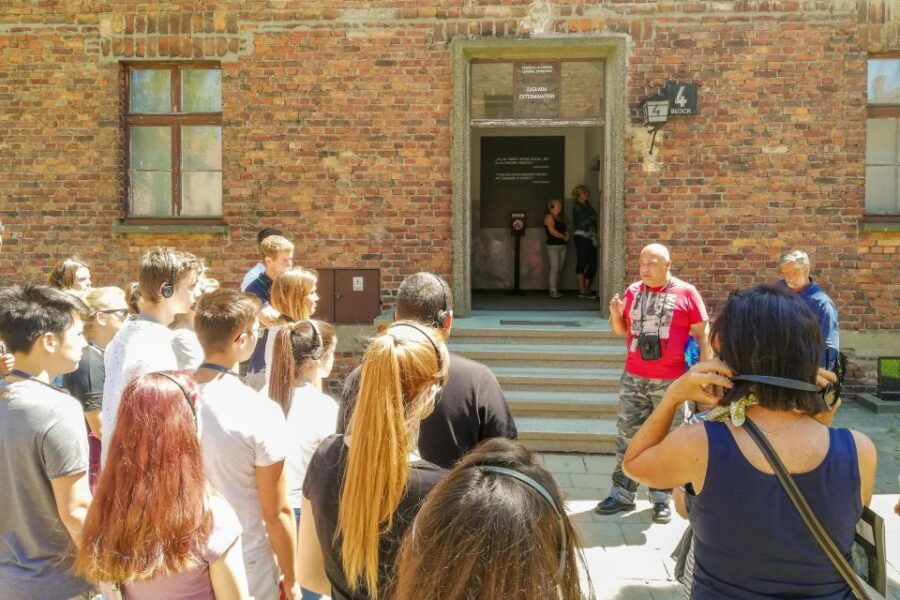 Auschwitz-Birkenau: Skip-the-Line Ticket and Guided Tour