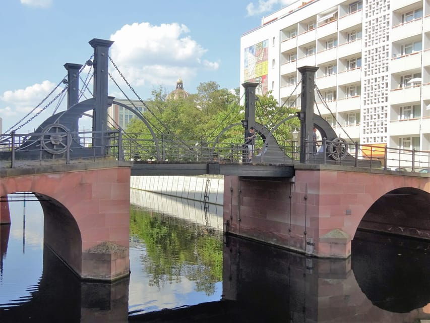 Berlin: City of Bridges Self-guided Walking Tour