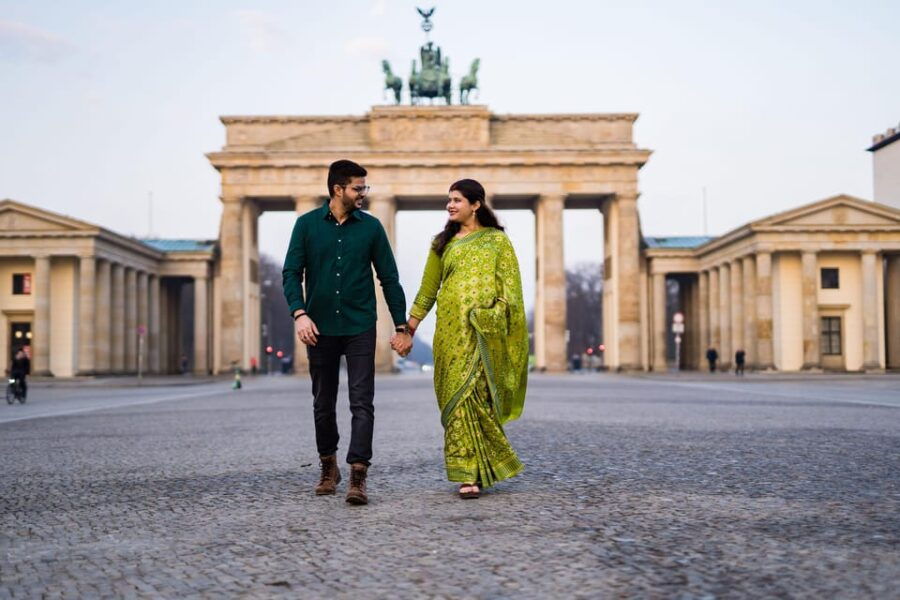 Berlin: Private Photo Session With Professional Photographer