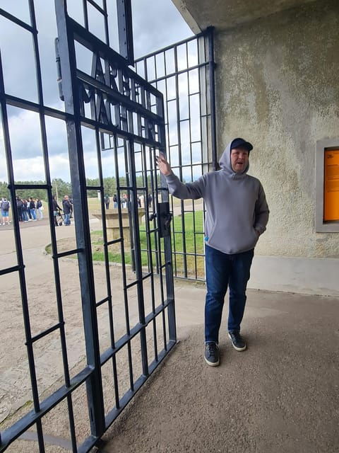 Berlin: Sachsenhausen Tour Incl. Car Transport Max. 7 People
