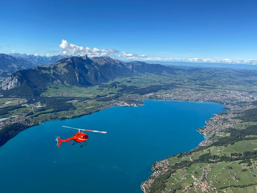 Bern: Private Helicopter-Tour for 4 People to Lake Thun