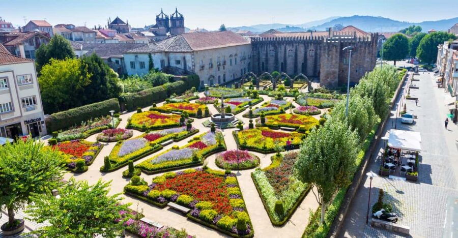 Braga: Highlights App Guided Tour With Puzzles