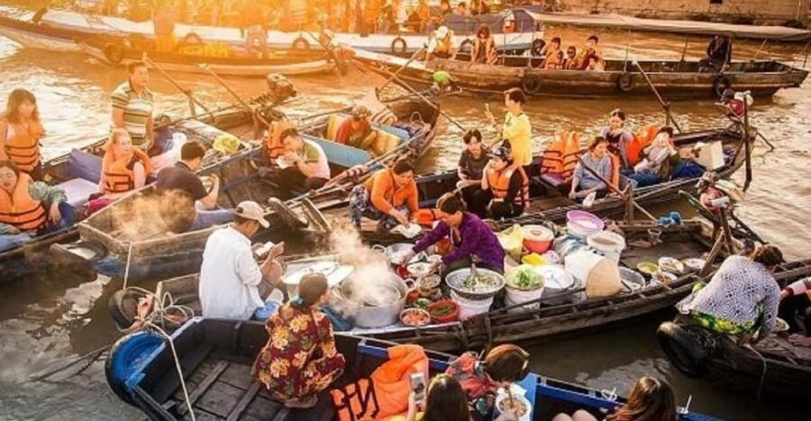 Cai Rang Floating Market & Mekong Delta Tour 2days, 1night