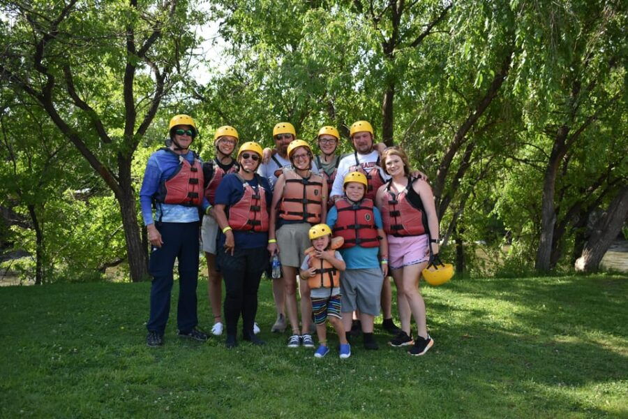 Cañon City: Family Float Rafting With Lunch, Photo & Wetsuit