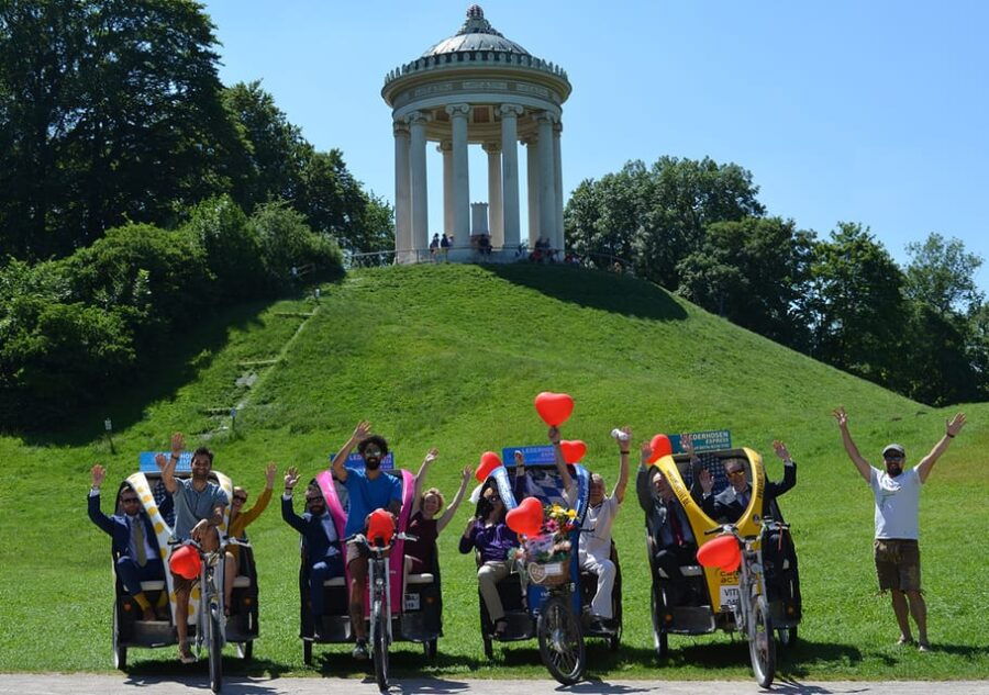 City & English Garden Private Guided Pedicab / Rikscha Tour