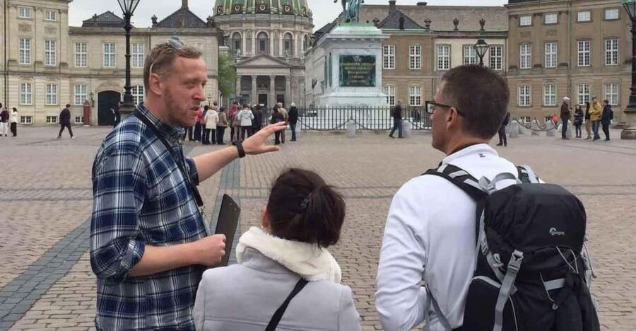 Copenhagen: a Guided Walk for First-Timers in the City