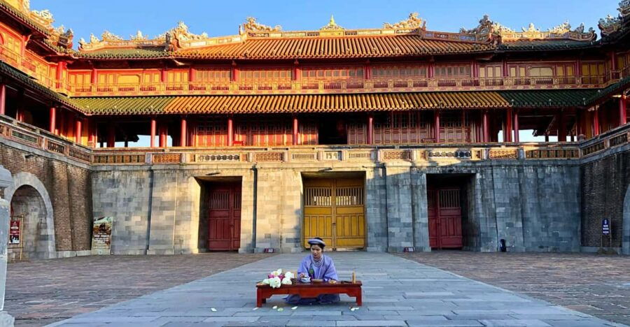 Cycling Through Royal Tombs - Tour Overview